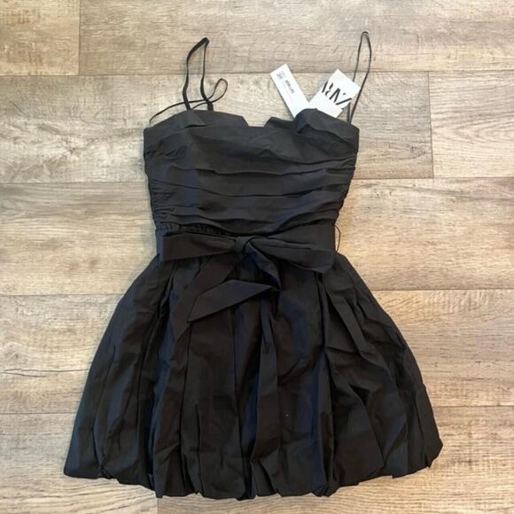 💋 ZARA Black Poplin Mini Dress NWT | Sweetheart Neck, Belted, Balloon Hem M - Picture 15 of 16